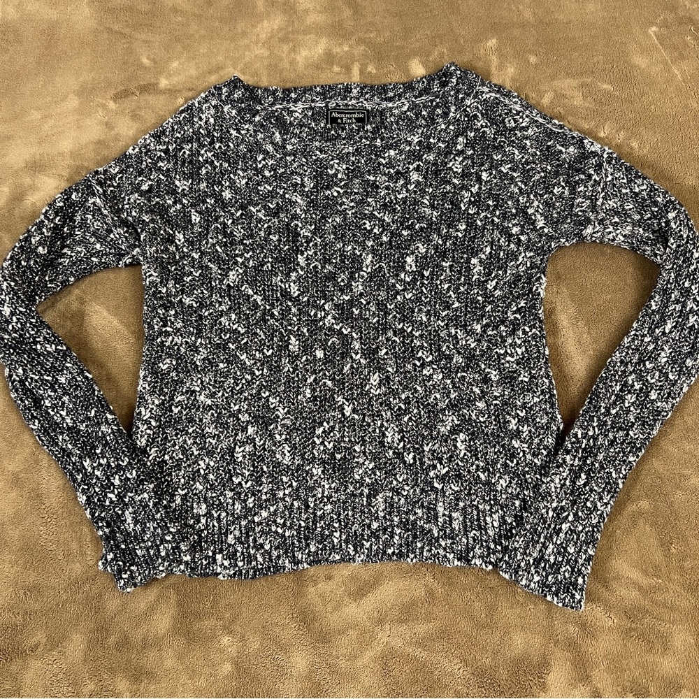 Abercrombie & Fitch women’s Marled Black and White Sweater XXS